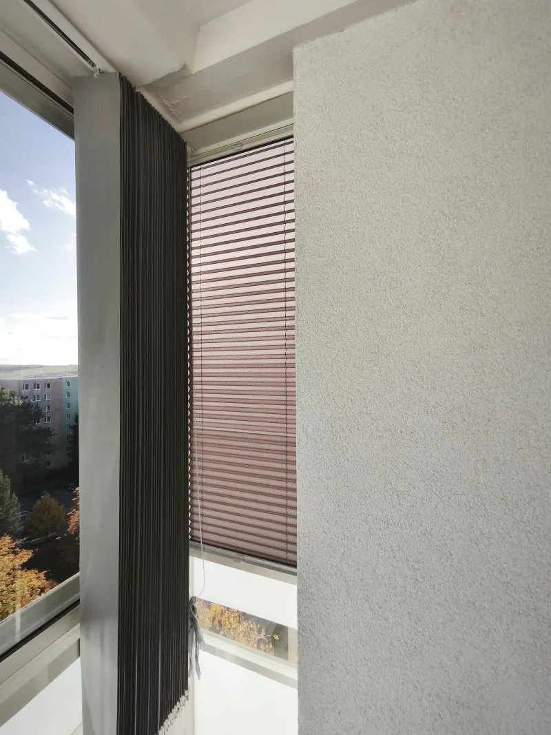 Zastínění balkónů a lodžií, realizace Brno – Bohunice