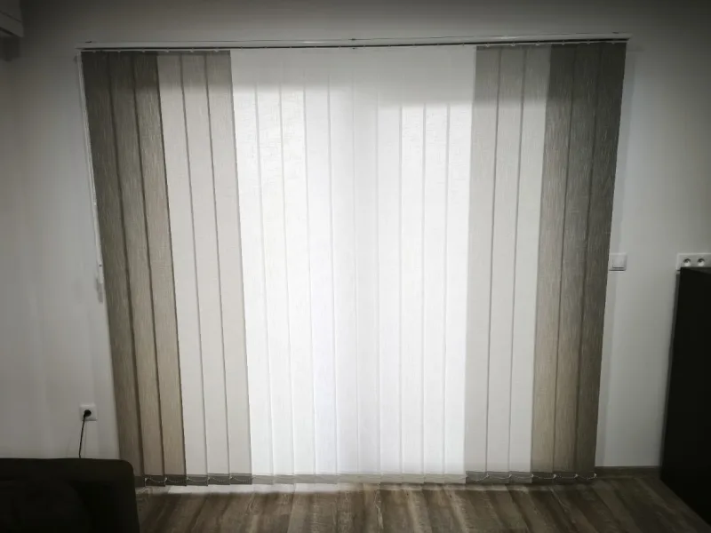 Vertikální žaluzie, realizace Mikulov