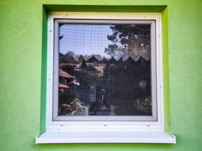Sítě na okno, realizace Mouřínov